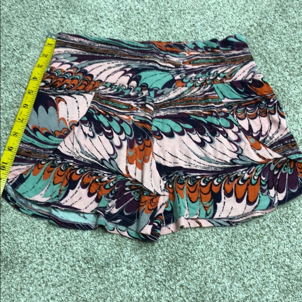 Florence Arias Hawaii shorts